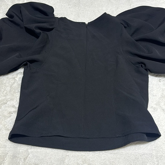 ASTR the label | size large | black bubble sleeve top - Picture 8 of 9